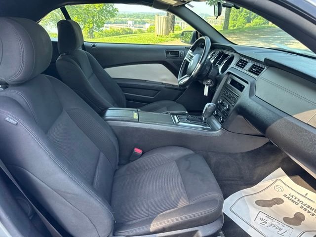 Used 2014 Silver Ford V6 image 10