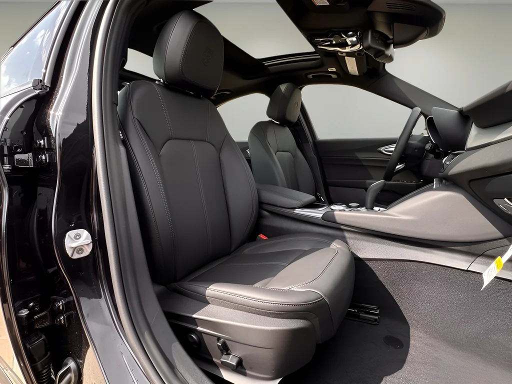 2026 Alfa Romeo Giulia Base - Photo 13