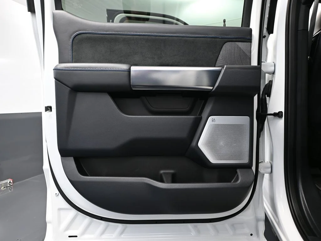 2025 Ford F-250 Super Duty Platinum - Photo 31