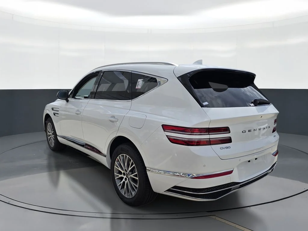 New 2026 White Genesis 2.5T image 4