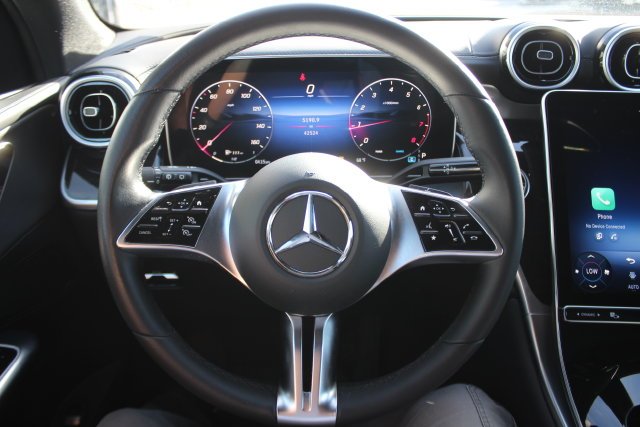 Used 2025 White Mercedes-Benz GLC 300 image 13