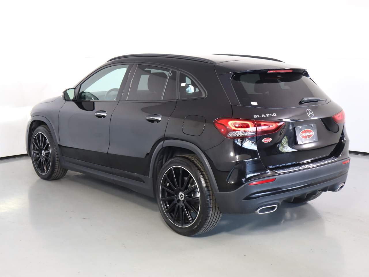 Used 2023 Night Black Mercedes-Benz GLA 250 image 2
