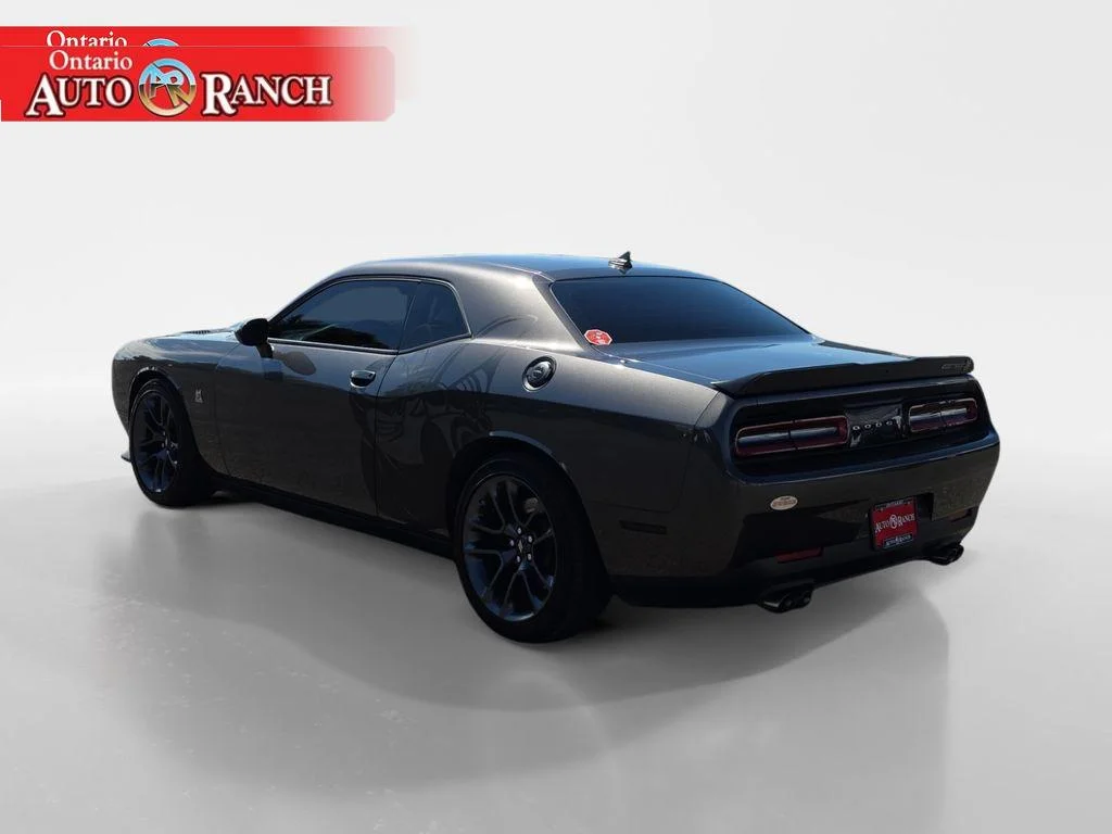 Used 2023 Granite Pearlcoat Dodge R/T Scat Pack image 3