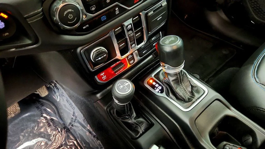 Used 2024 Black Clearcoat Jeep Rubicon X 4x4 image 16