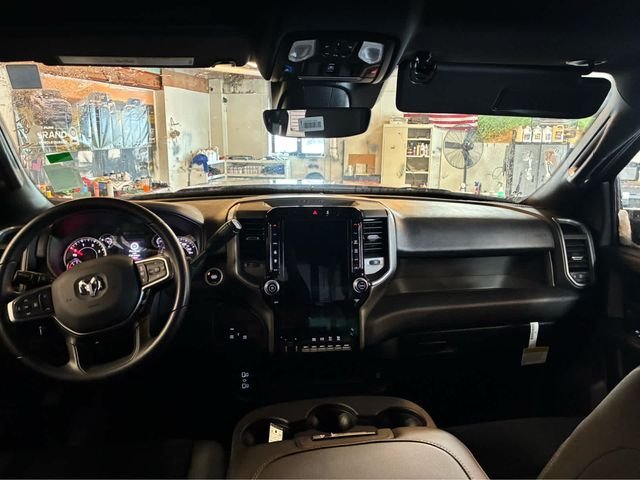 2026 RAM 3500 Tradesman - Photo 12