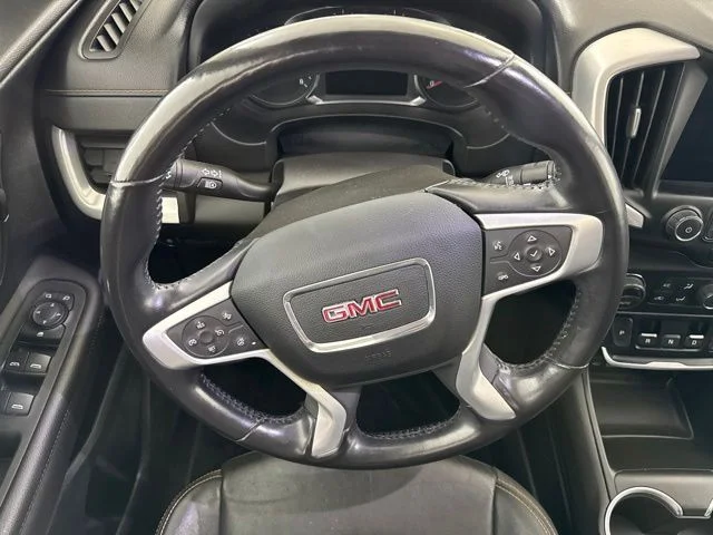 Used 2021 Silver GMC SLT image 26