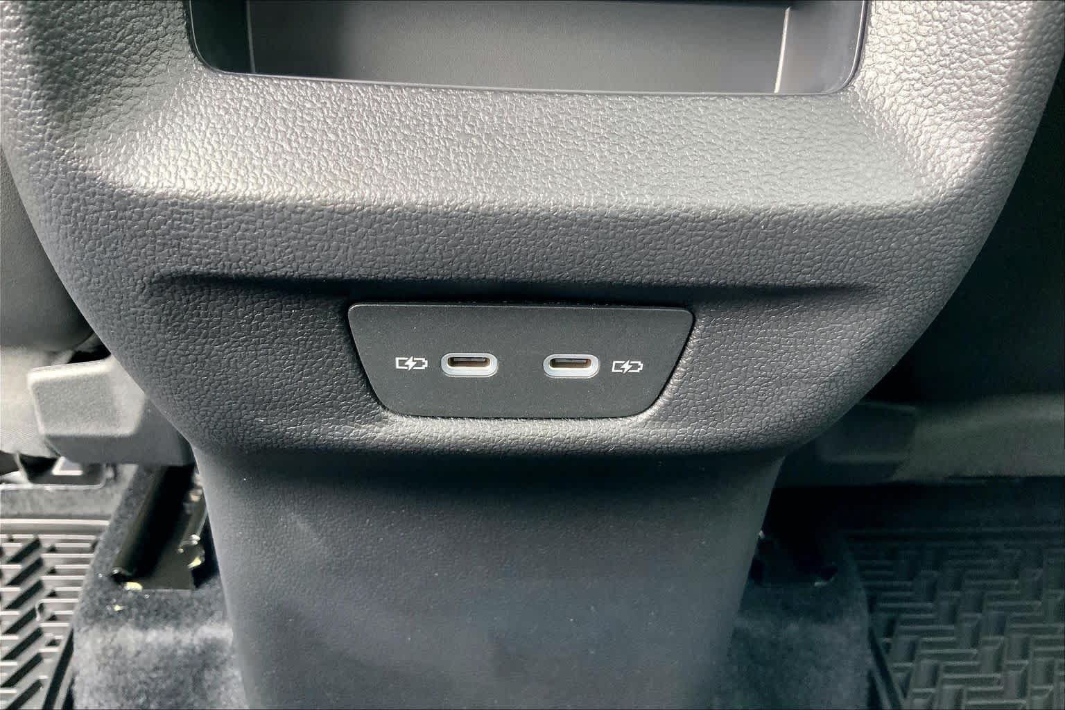 2026 Volkswagen Tiguan SE - Photo 20