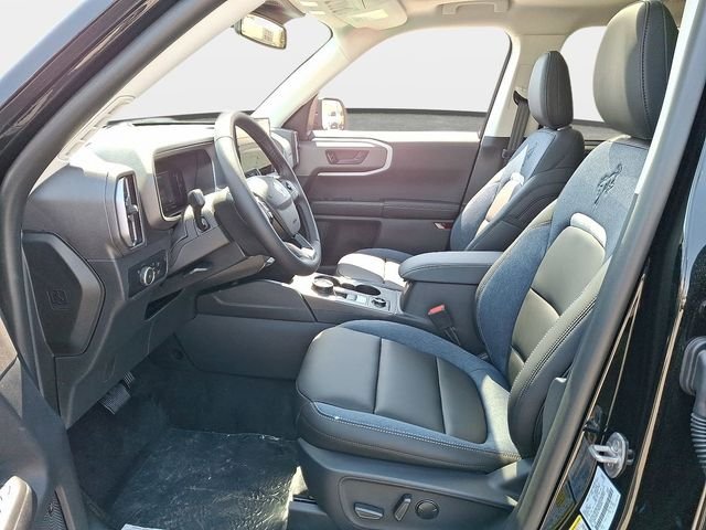 Used 2026 Black Ford Outer Banks image 9
