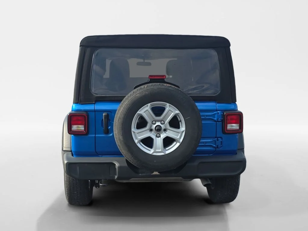 Used 2022 Blue Jeep Unlimited Sport S image 7