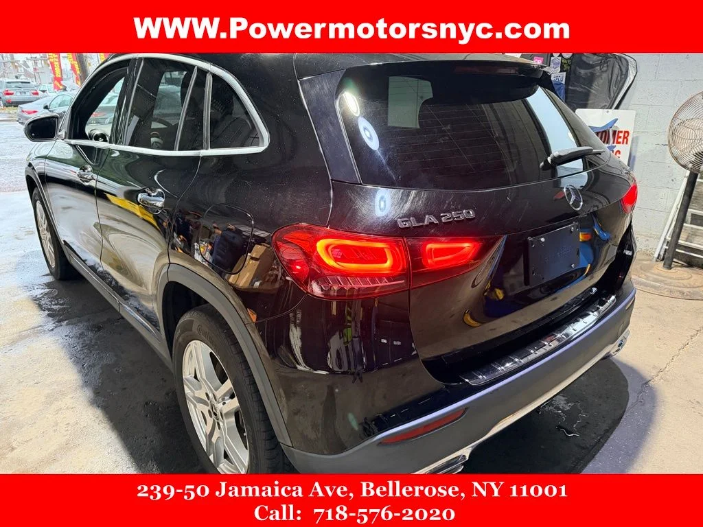 Used 2021 Black Mercedes-Benz GLA 250 image 4