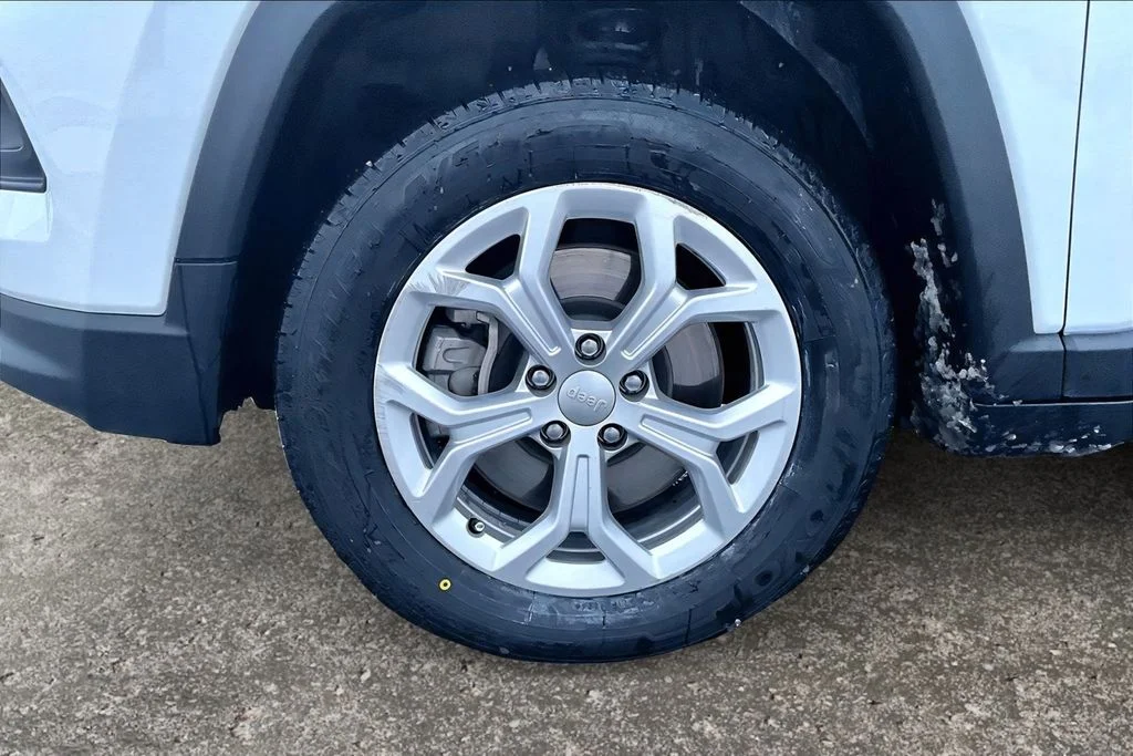 2024 Jeep Compass Latitude - Photo 9