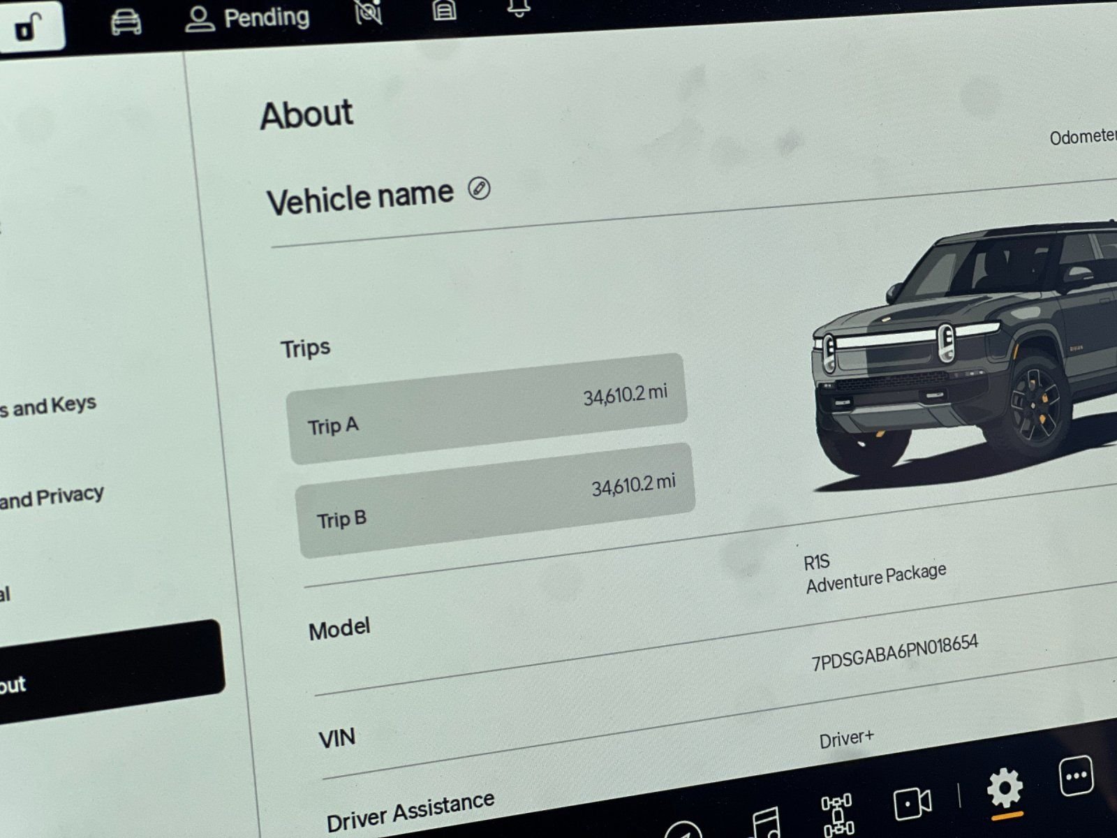 Used 2023  Rivian Adventure image 27