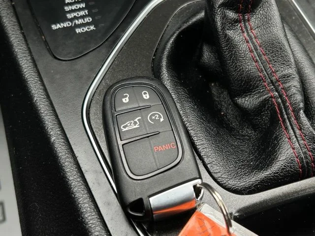 Used 2019 Gray Jeep Trailhawk image 52