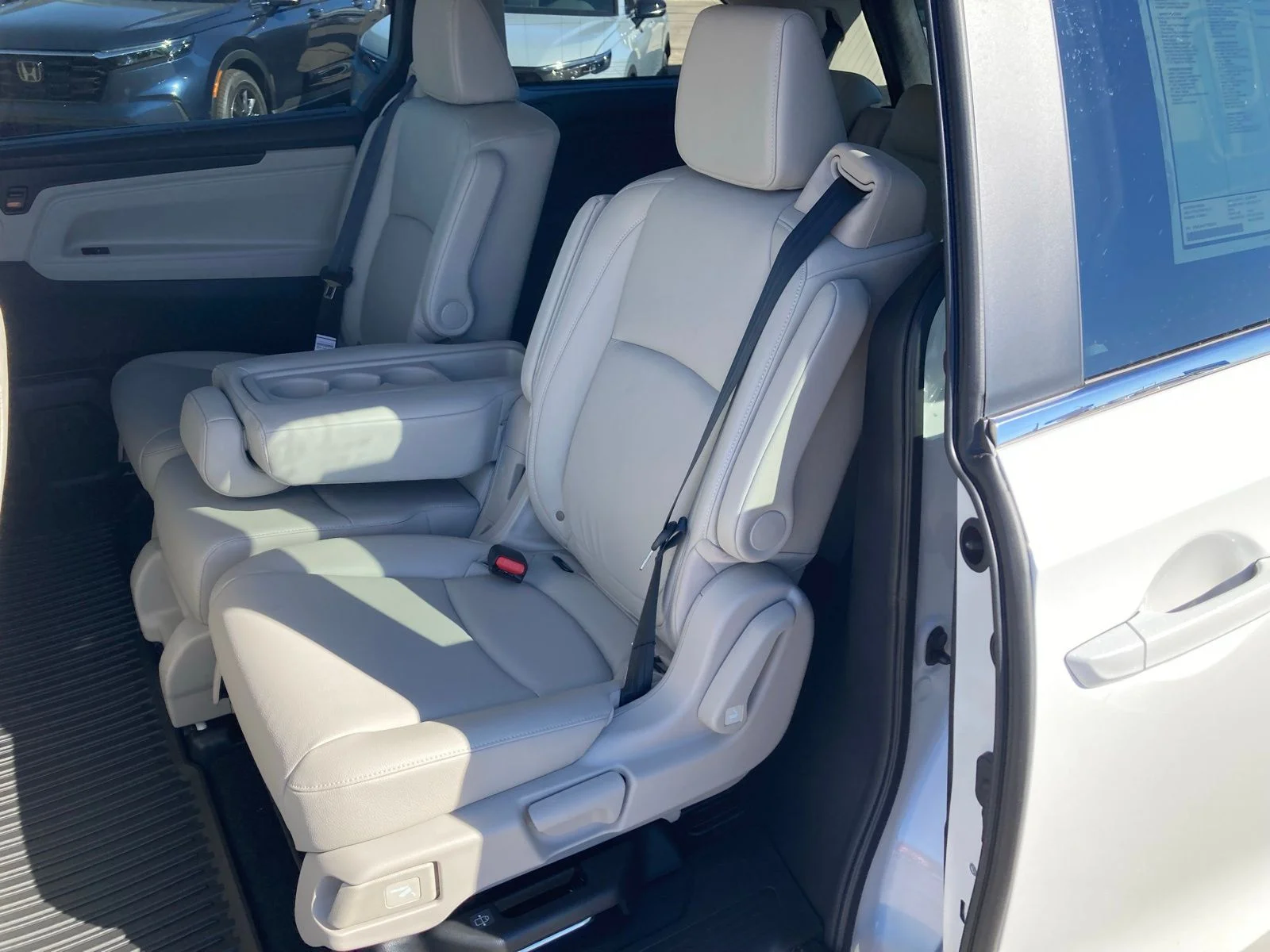 2026 Honda Odyssey EX-L - Photo 37