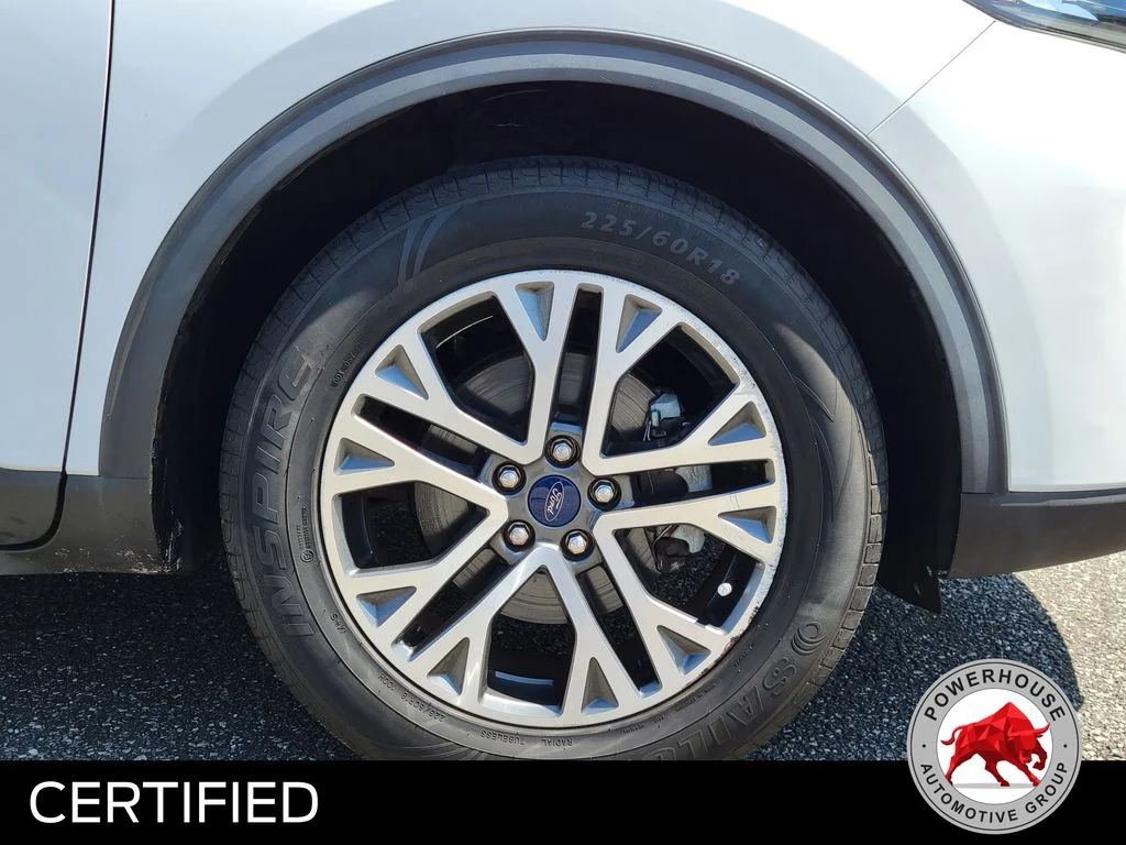 Used 2022 White Ford SEL image 12