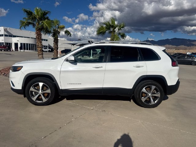 Used 2021 White Jeep Limited image 2