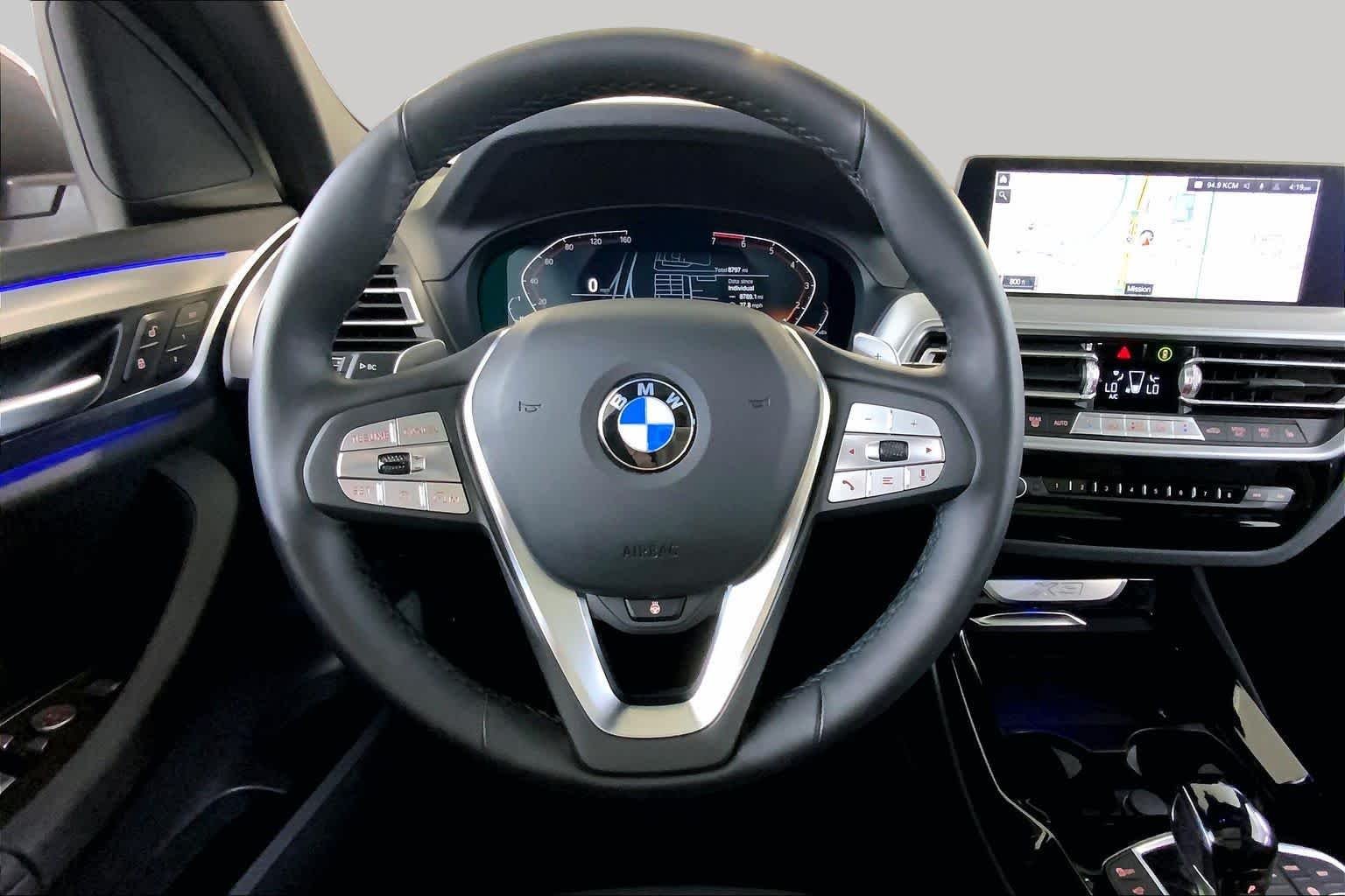 Used 2024 Skyscraper Grey Metallic BMW xDrive30i image 5