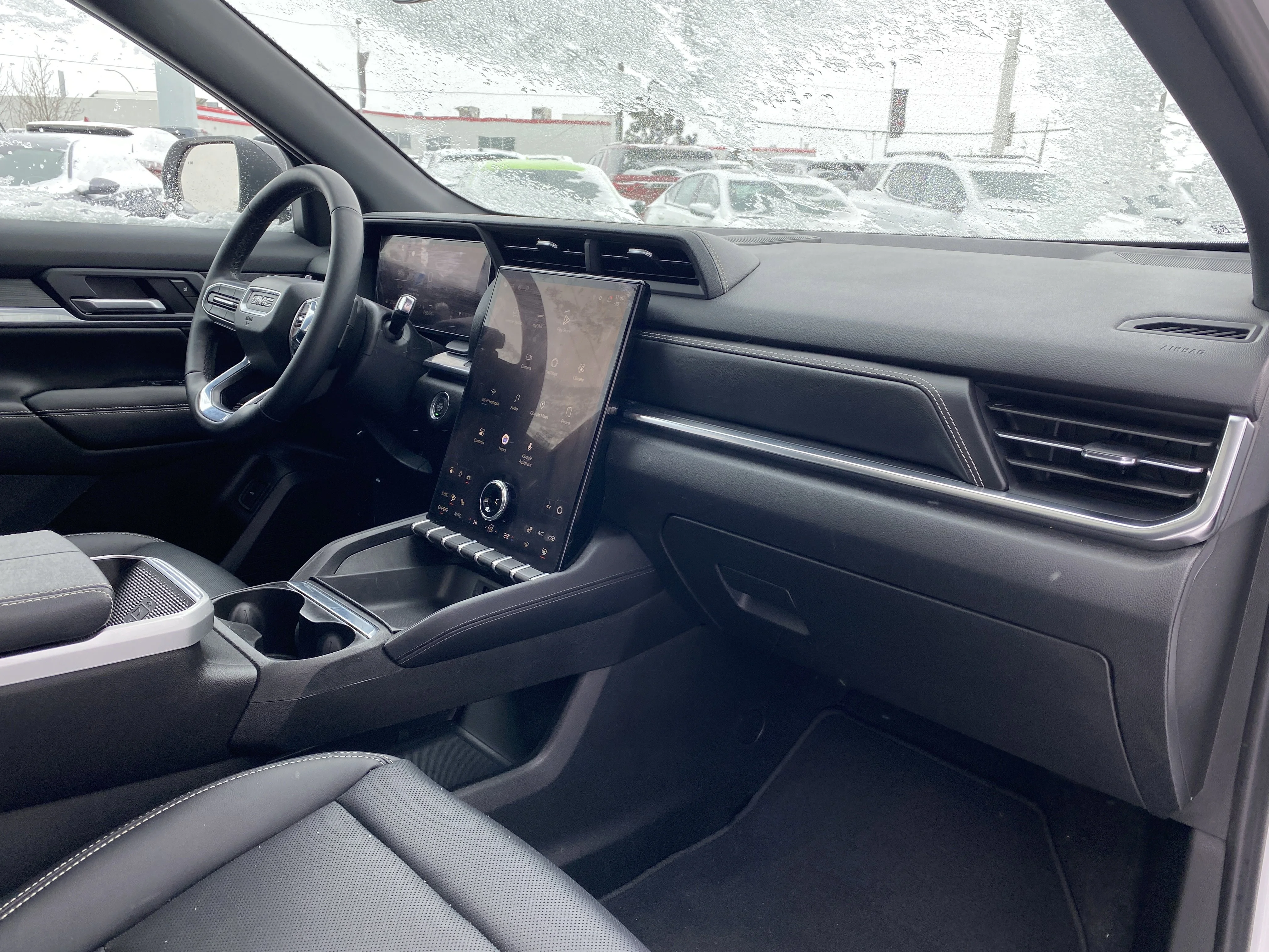 Certified Used 2026 White GMC AWD Elevation * PREMIUM PACKAGE * PANORAMIC SUNROOF * POWER TAILGATE image 20