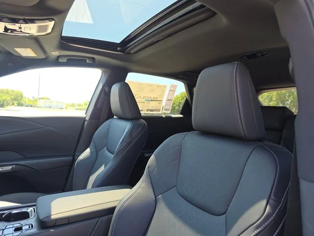 New 2026 Eminent White Pearl Lexus PREMIUM PLUS image 21