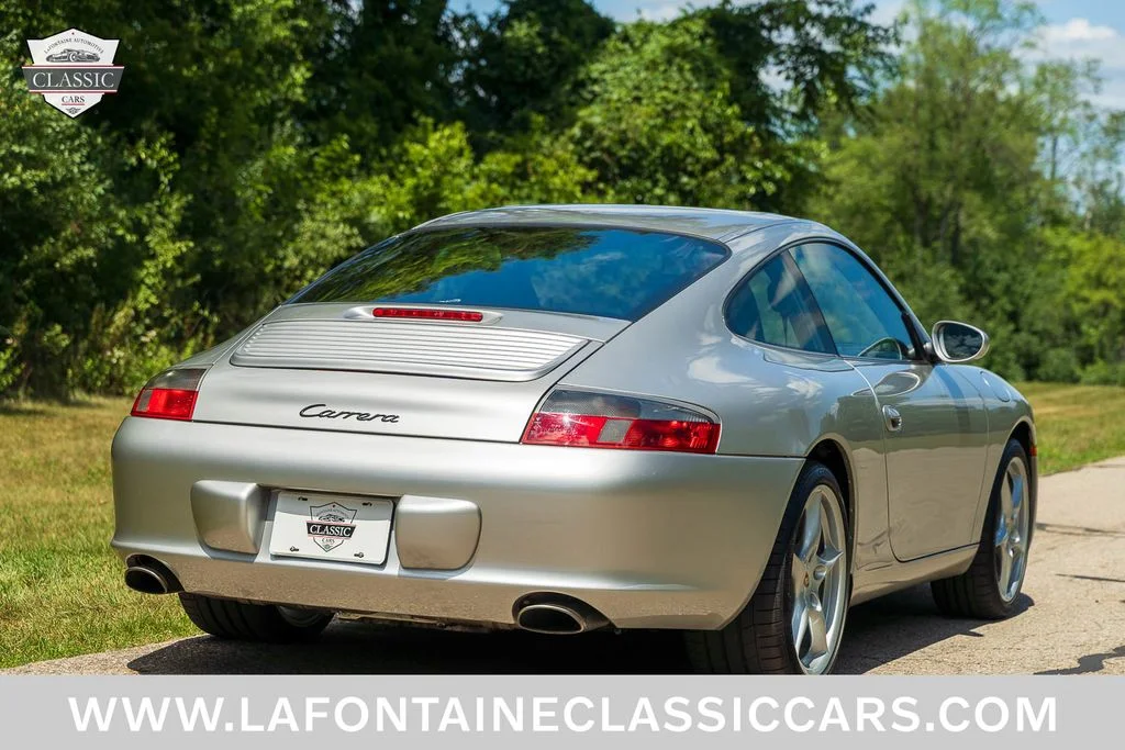 Used 2002 Silver Porsche Carrera image 27