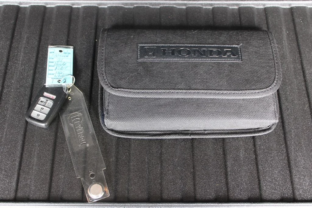 Used 2021 Green Honda Special Edition image 31