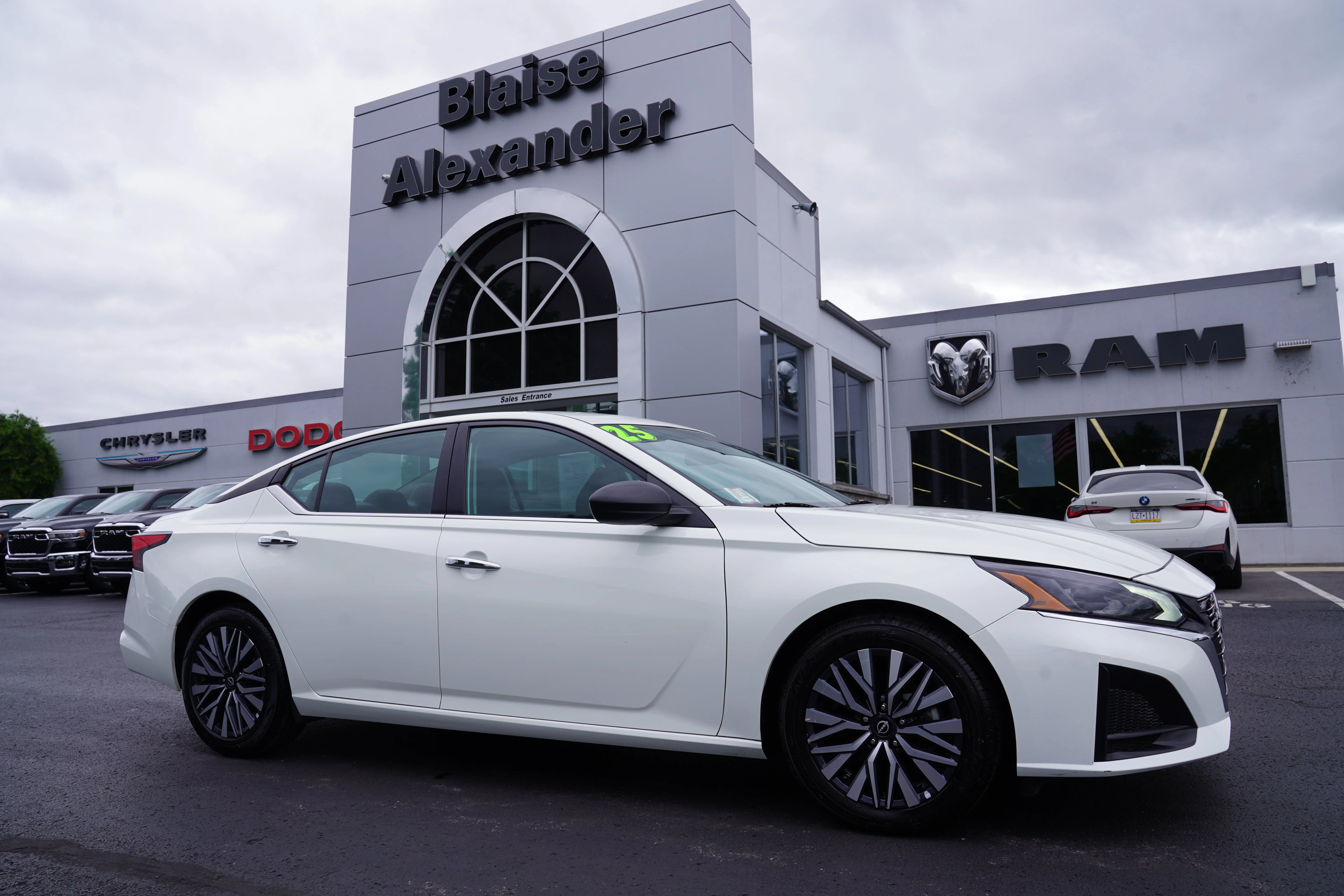 2025 Nissan Altima SV