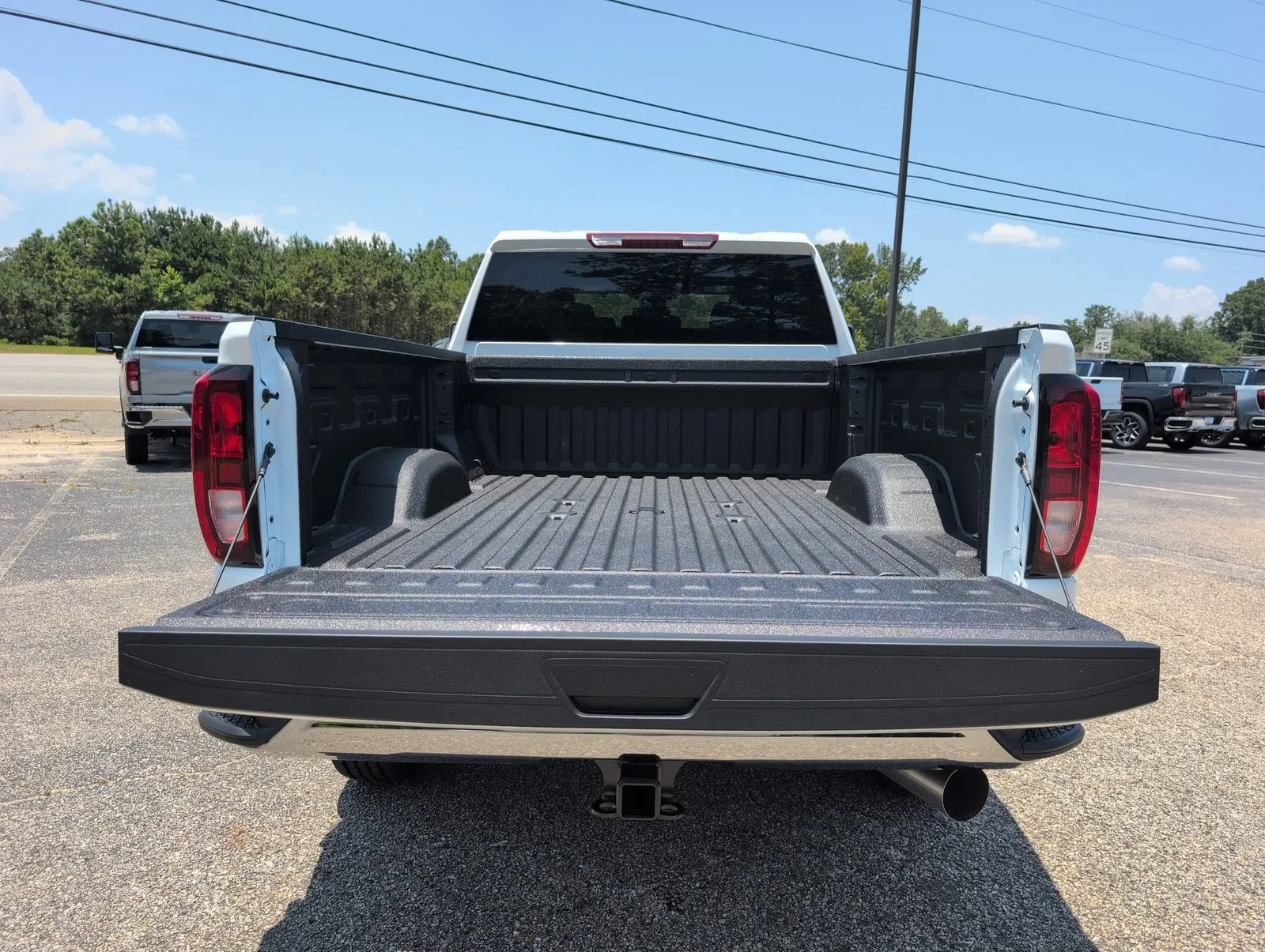 New 2026 Summit White GMC Pro image 5