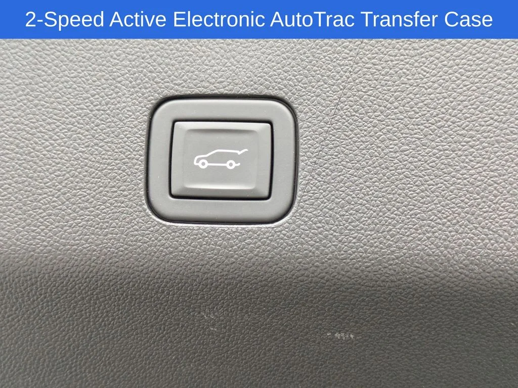 Used 2023 Gray Chevrolet Z71 image 13