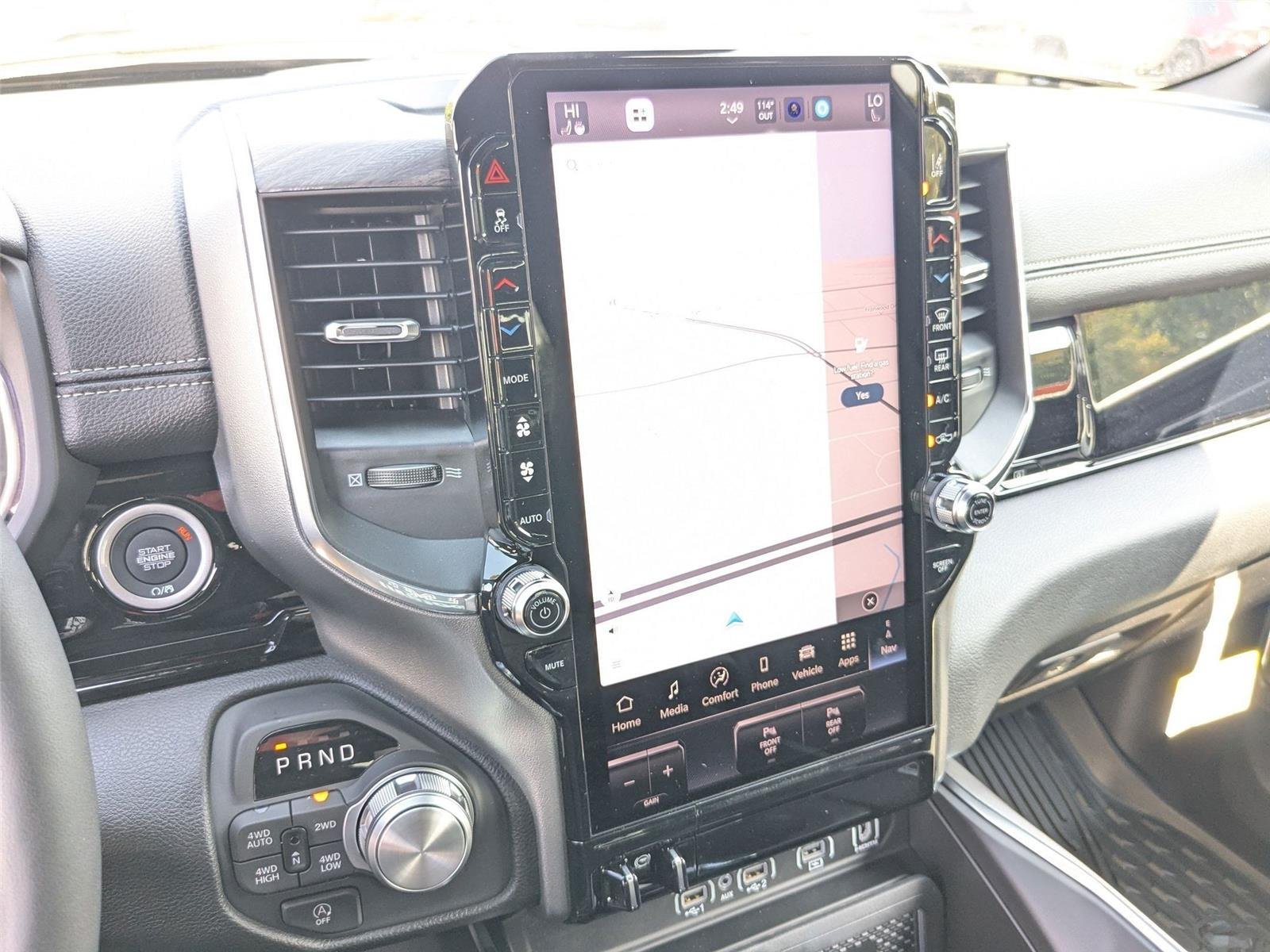 2026 RAM 1500 Laramie - Photo 15