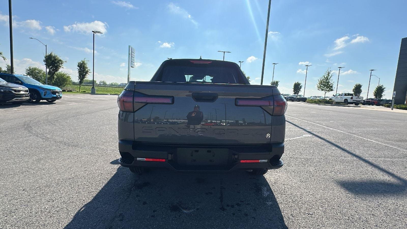 New 2026 Hampton Gray Hyundai SEL FWD image 3
