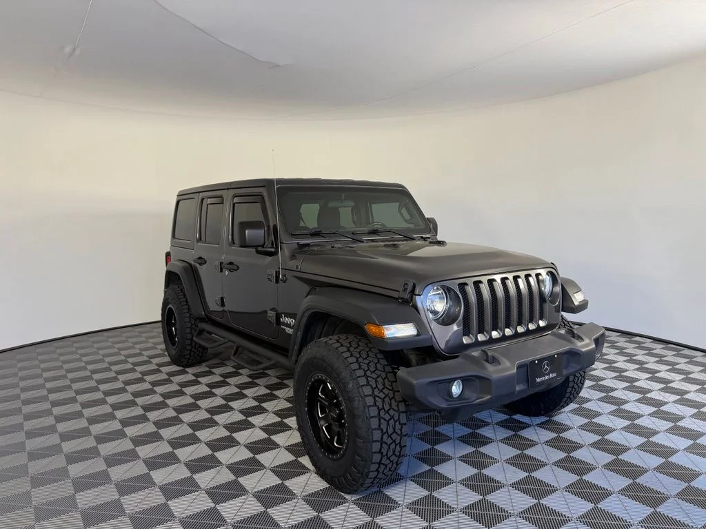 Used 2018 Gray Jeep Unlimited Sport S image 1