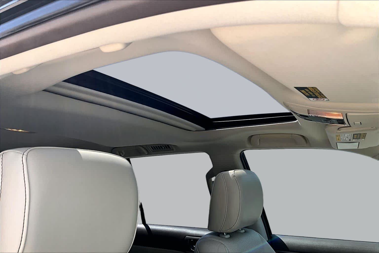 Used 2017 Black Onyx Lexus Luxury image 13