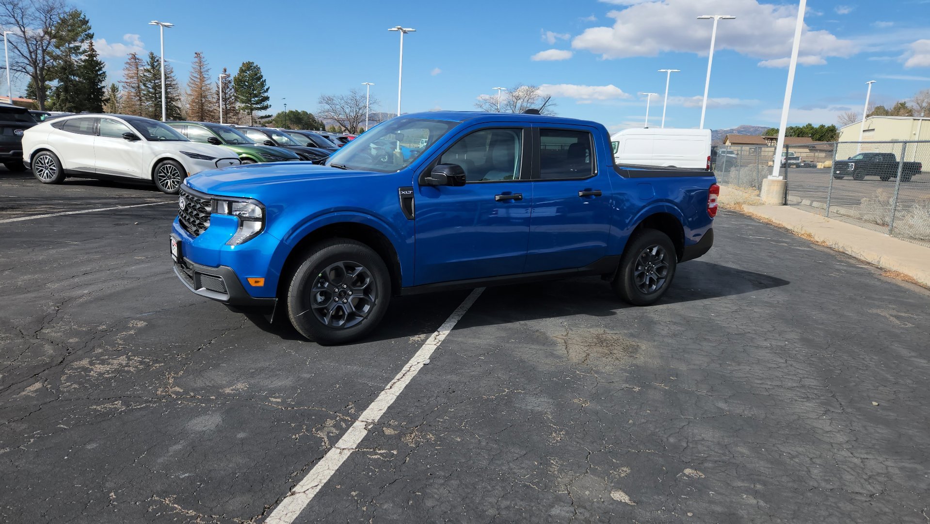 New 2026 Velocity Blue Ford XLT image 4