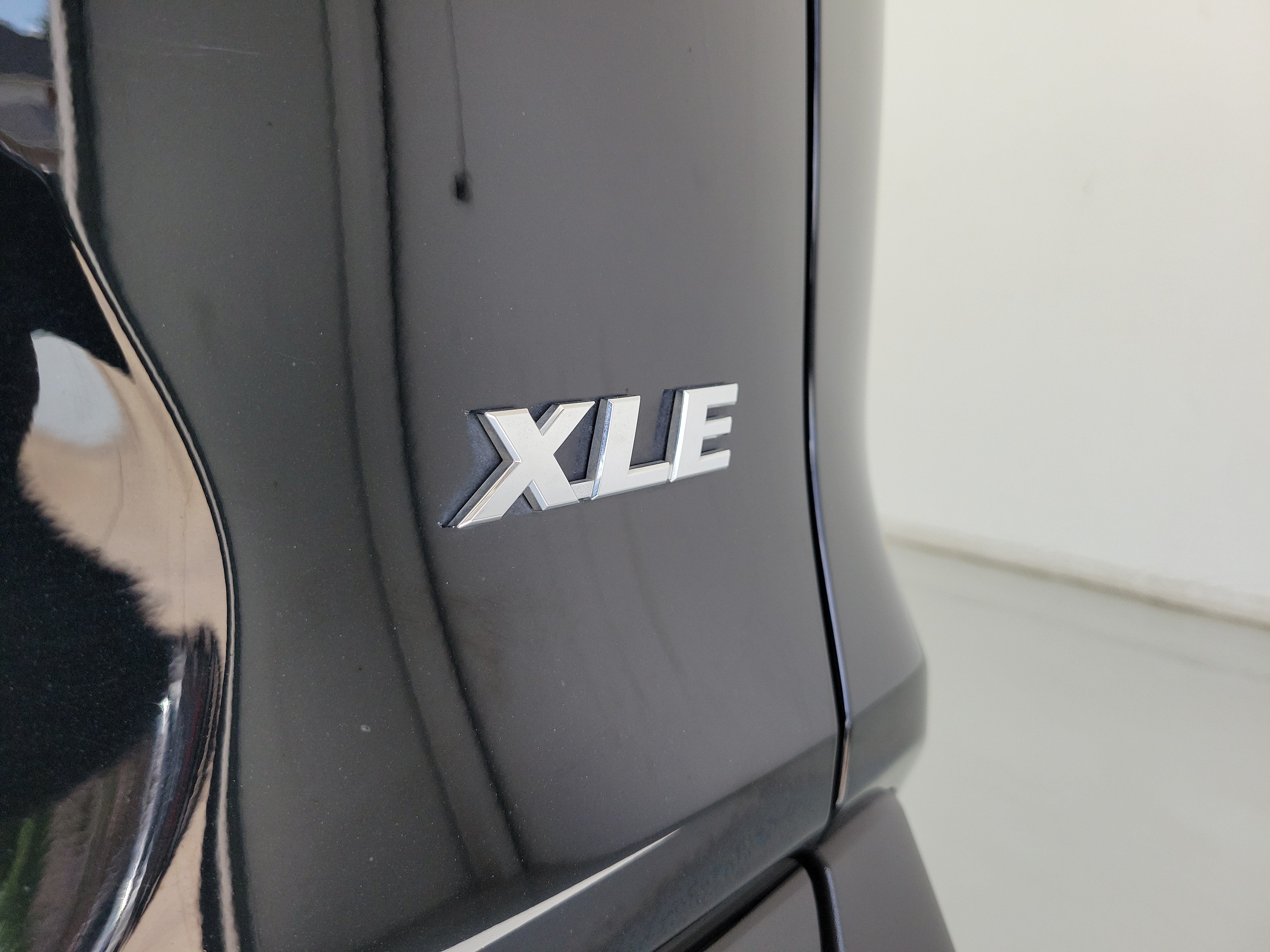Used 2024 Midnight Black Metallic Toyota XLE Premium image 8