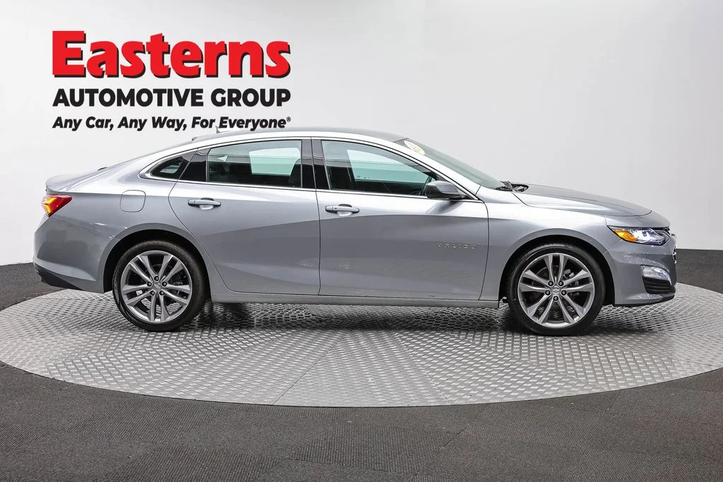 Used 2024 Gray Chevrolet LT image 4
