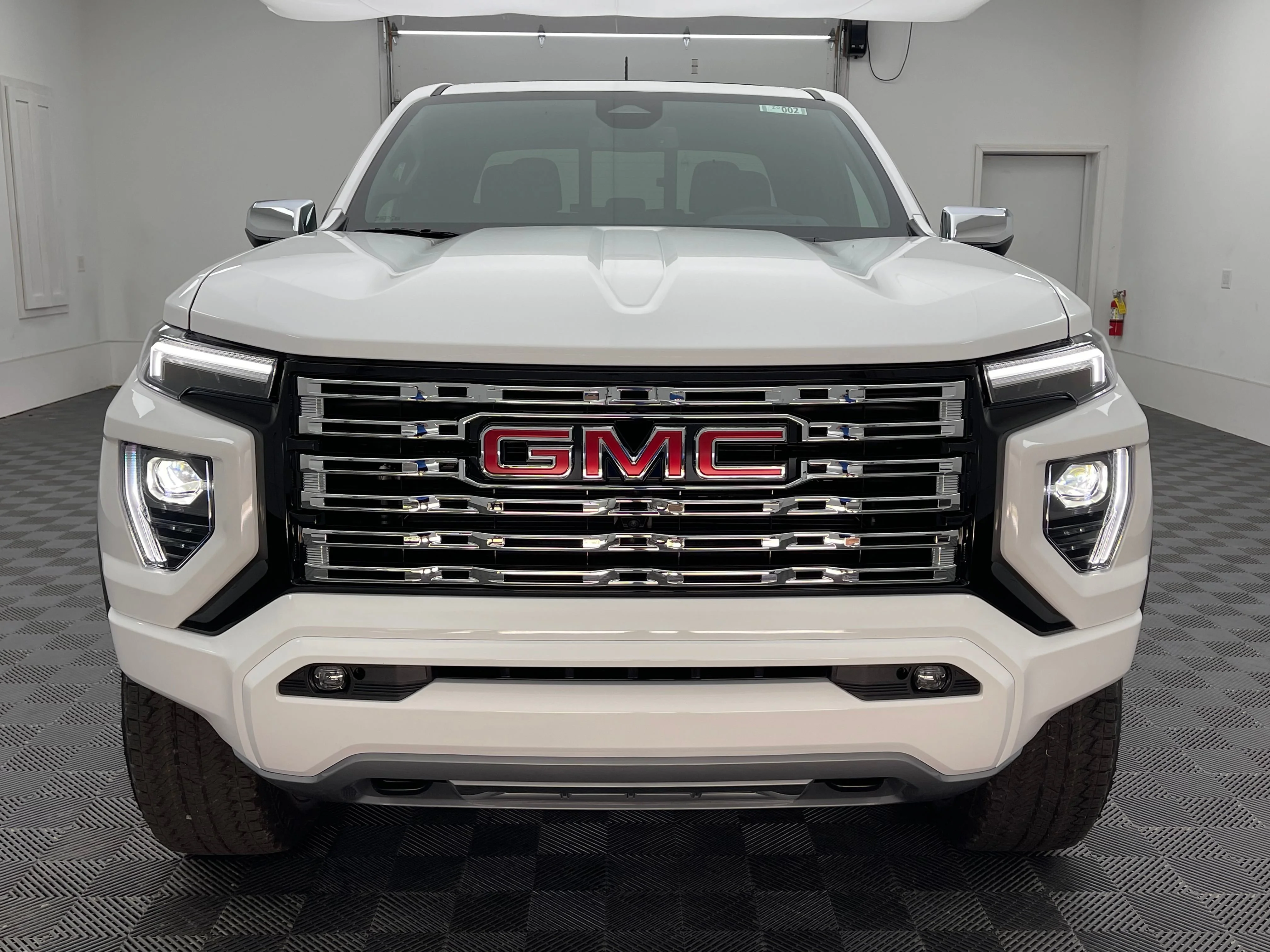 Used 2026 Summit White GMC Denali image 13