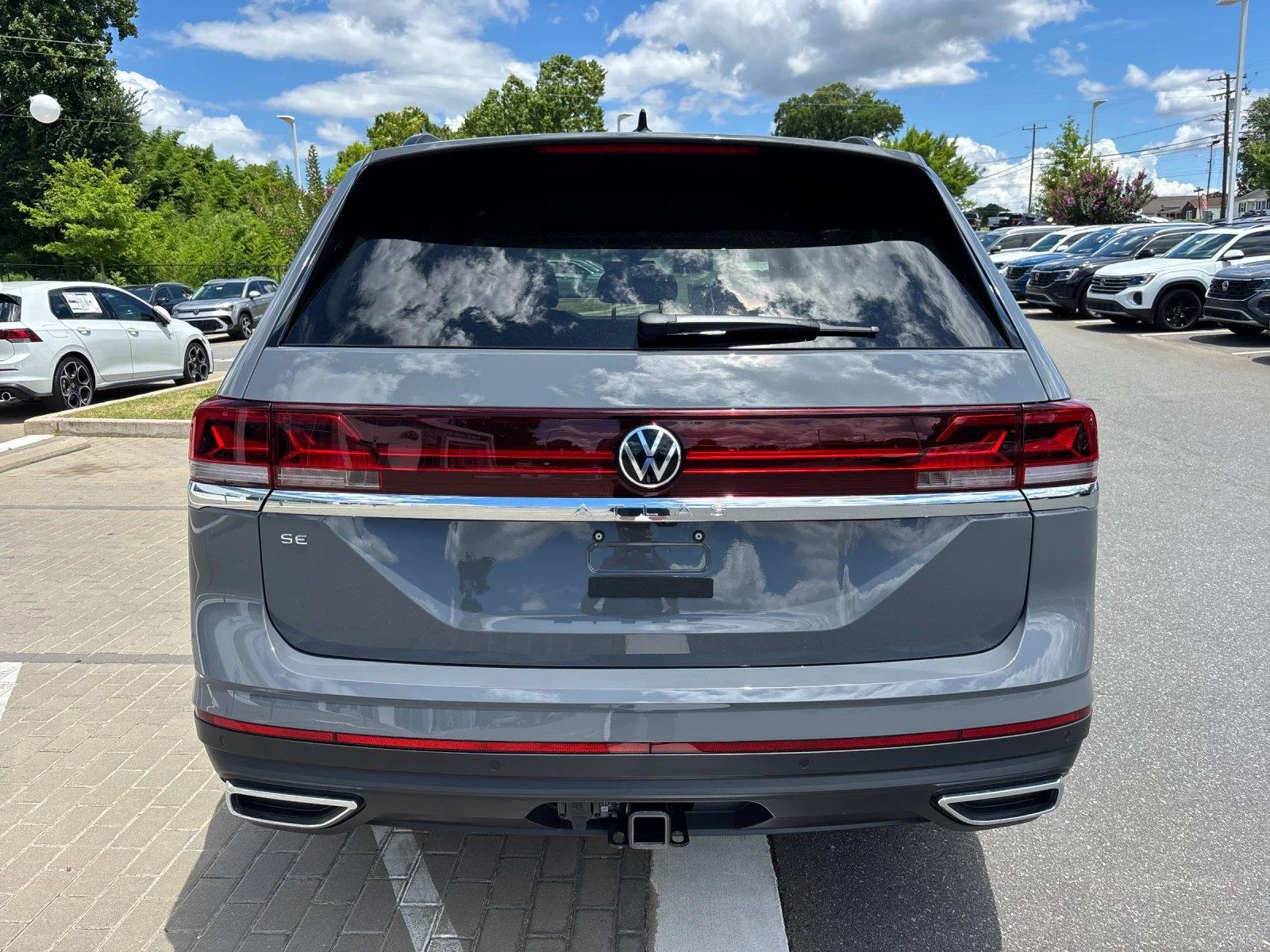 New 2026 pure gray Volkswagen 2.0T SE w/Technology image 4