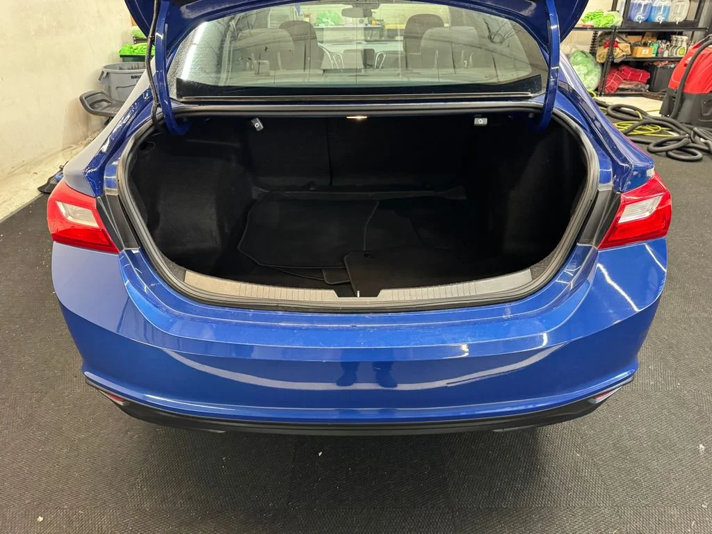 Used 2023 Blue Chevrolet LT image 6