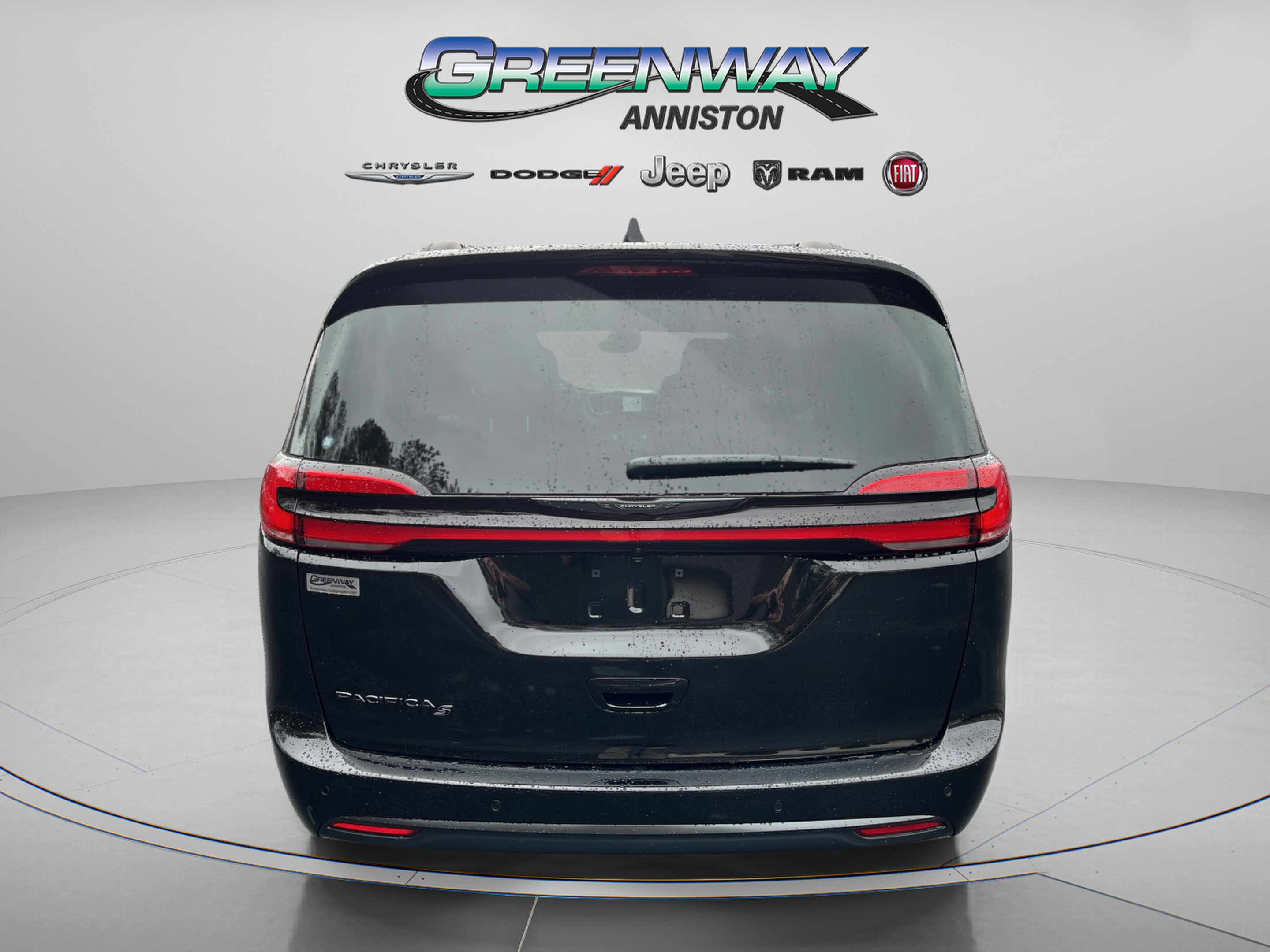 New 2026 Diamond Black Crystal Pearl-Coat Exterior Paint Chrysler Select image 6