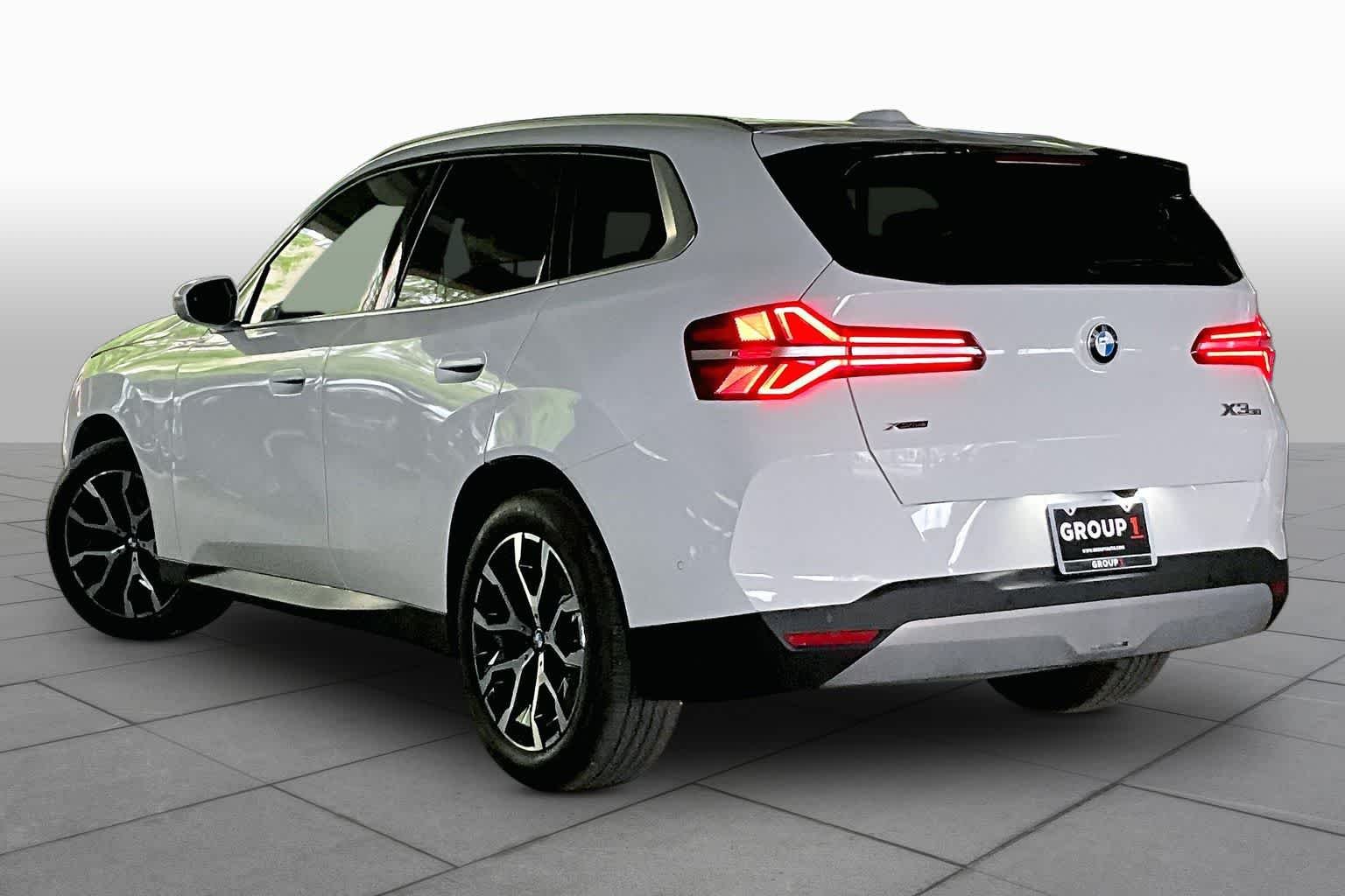 Used 2025 Alpine White BMW 30 xDrive image 11