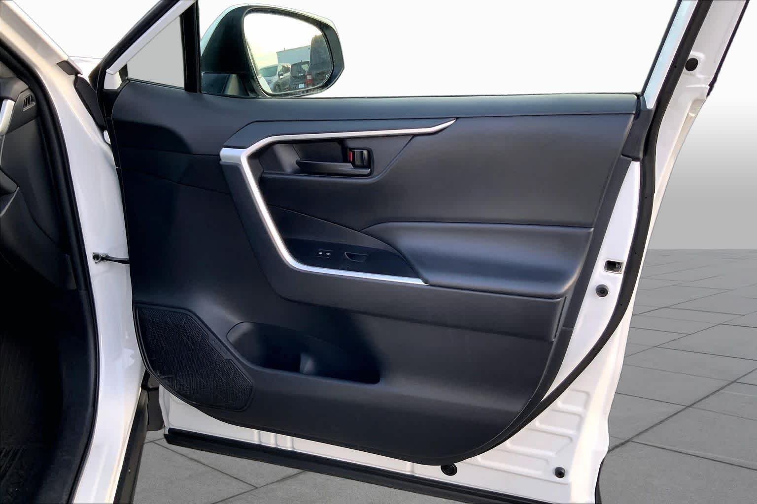 Certified Used 2024 Ice Cap Toyota Hybrid LE image 22