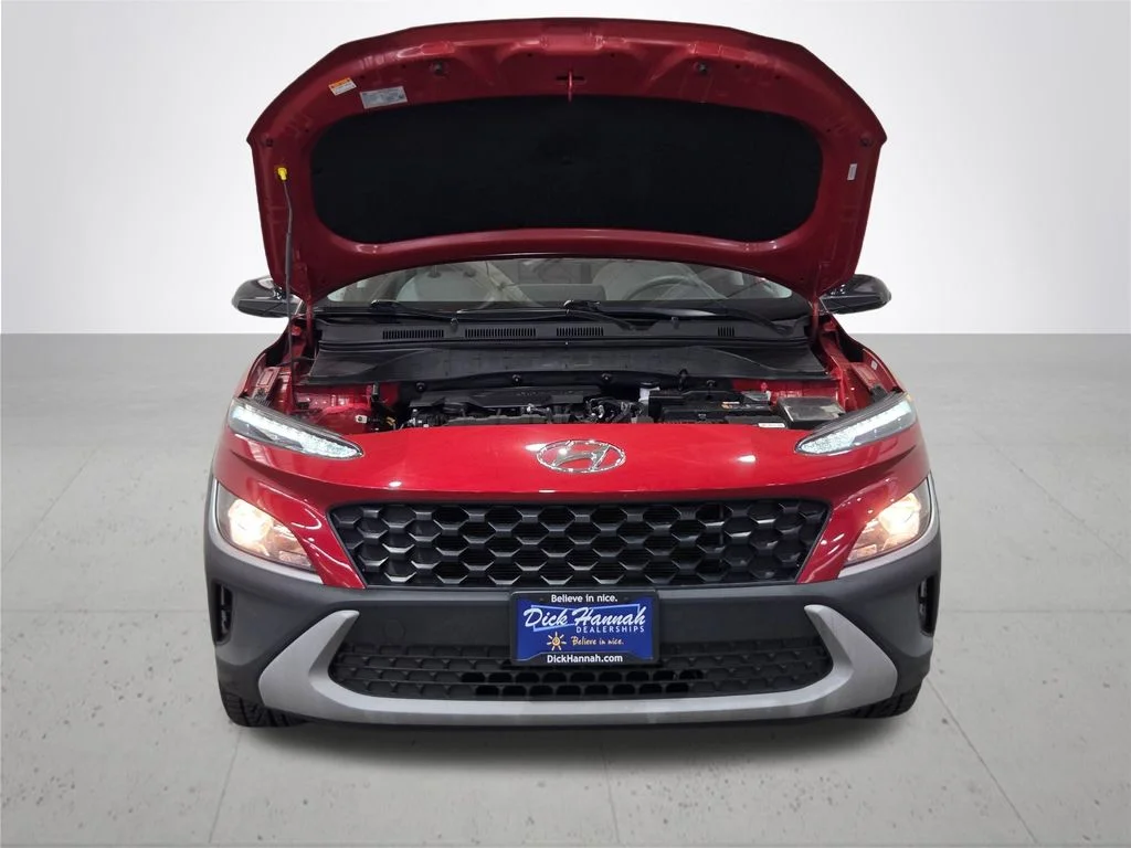Used 2022 Red Hyundai SEL image 5