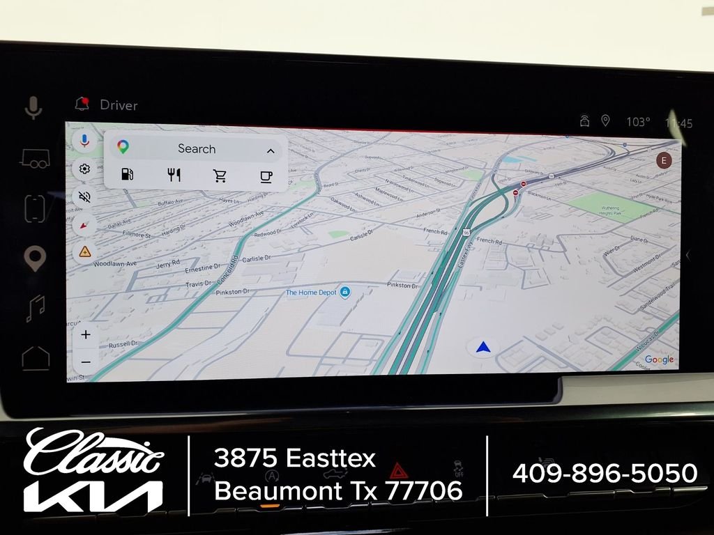 Used 2025 White GMC SLT image 15
