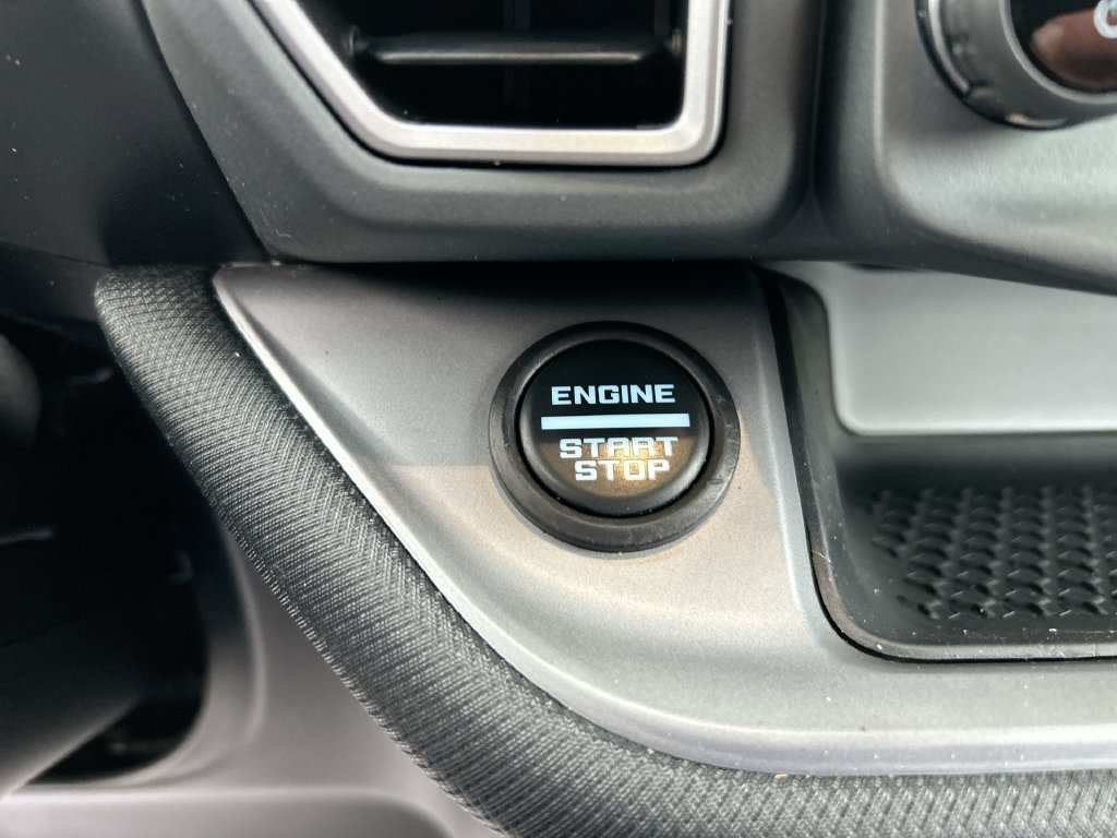 Used 2021  Ford Outer Banks image 19