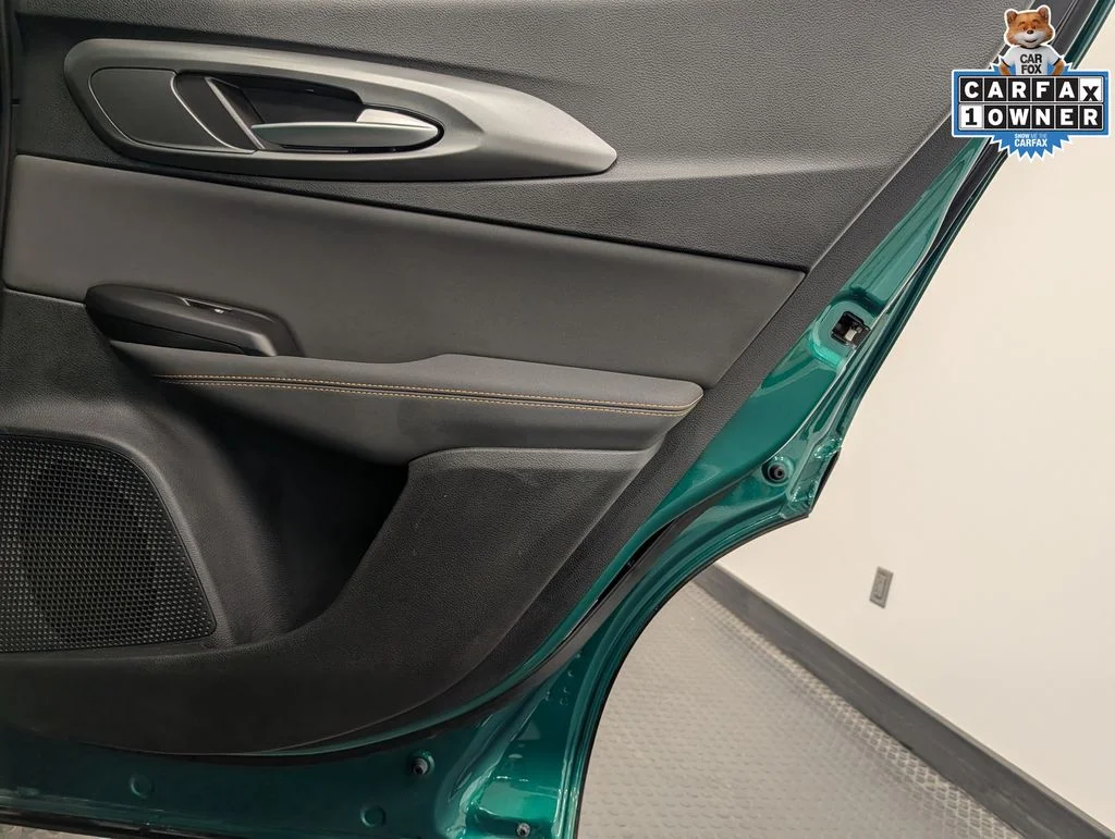 Used 2025  Alfa Romeo  image 26