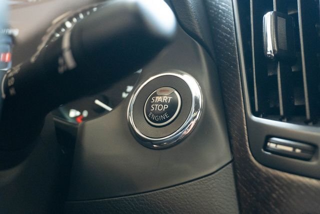 Used 2023 Black INFINITI SENSORY image 34