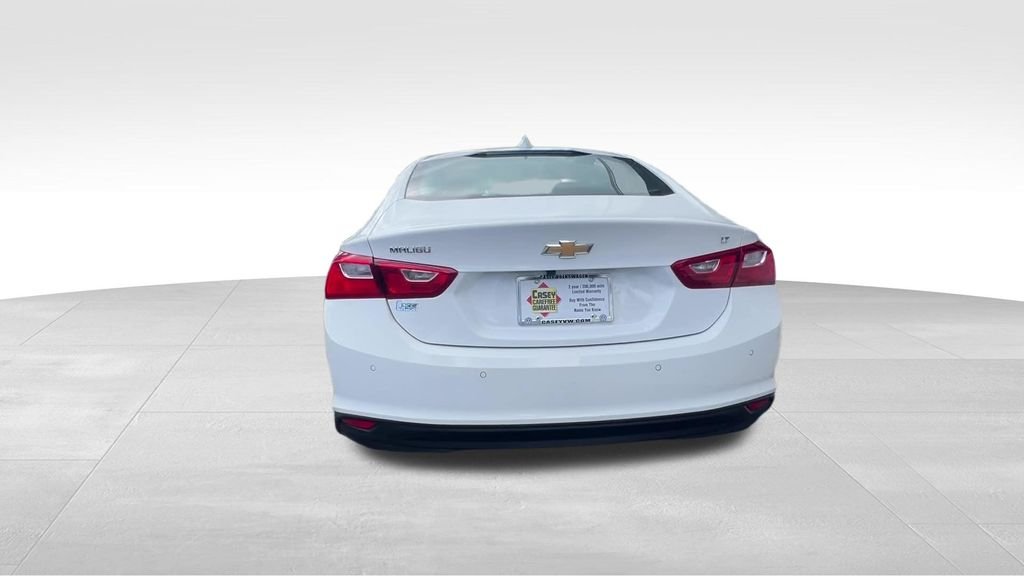 Used 2025 Summit White Chevrolet LT image 10