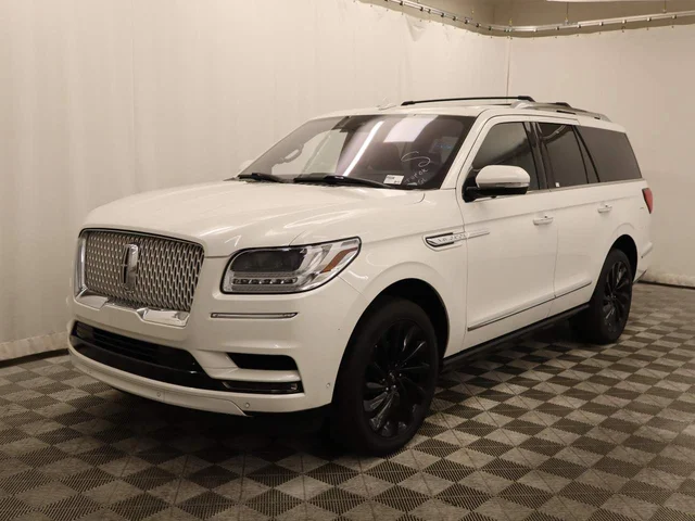 2020 Lincoln Navigator Reserve 4WD photo