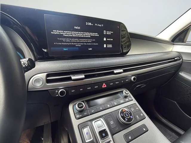 Used 2023 White Hyundai SEL image 14