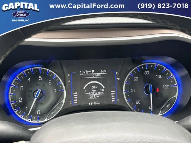 Used 2023 White Chrysler LX image 25